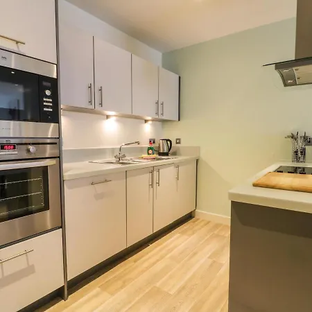- Two Bed 2 Apartment *